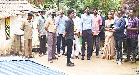 Nilgiris Collector SP Amrith inspecting the dismantling of an illegal tourist stay in Kotagiri
