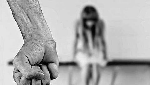 17-yr-old boy held for sexually abusing girl