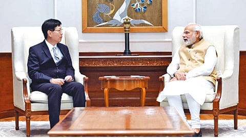 Foxconn?s Chairman Young Liu with PM Narendra Modi