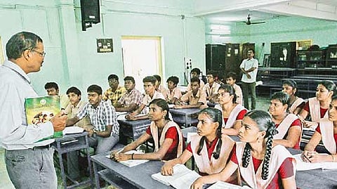 5L more expected to enrol in govt schools this year