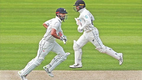 Daryl Mitchell (left) and Tom Blundell