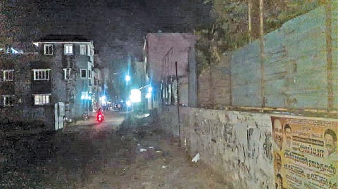 Supply cut off during nights in Ayappakkam