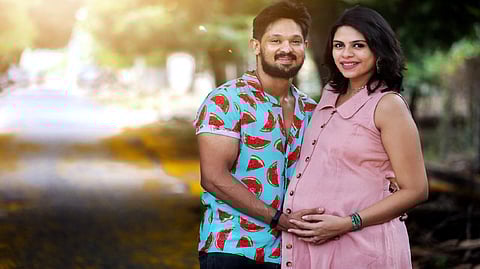 Actor Nakul and his wife Sruti