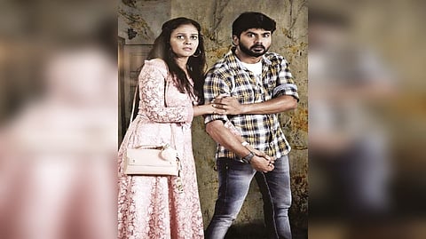 A still from Mayathirai