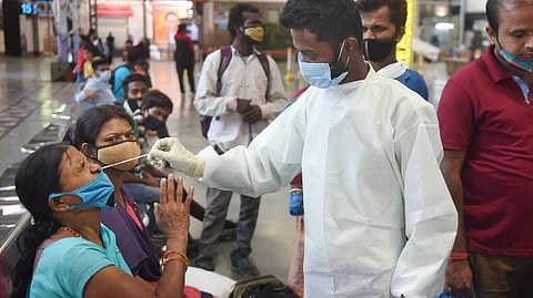 An increase of 2,153 cases has been recorded in the active Covid caseload in a span of 24 hours.