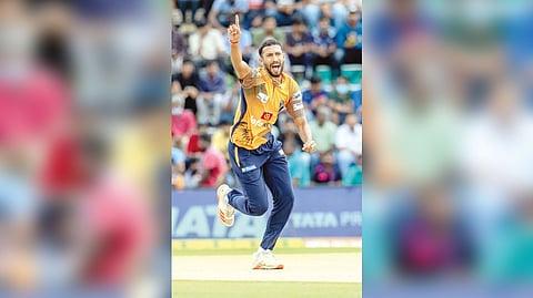 K Easwaran set the tone for Nellai Royal Kings with a three-wicket haul in the powerplay