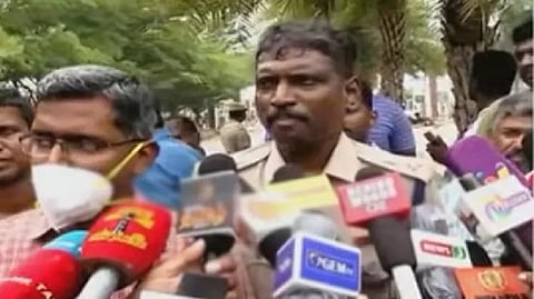 Kallakurichi SP S Selvakumar speaking to reporters