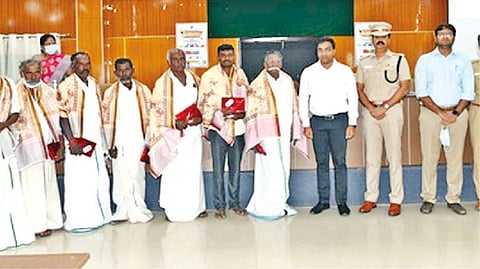 Thalaivanvadali village caste group members honoured at Thoothukudi Collectorate on Monday