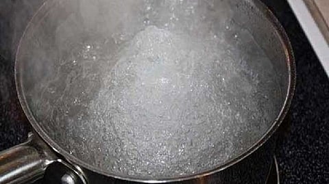 Irked over man’s affair, wife pours hot water on his private parts