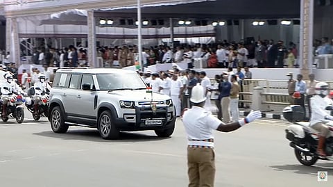 75th I-Day Live: Stalin's convoy leaves the venue