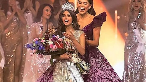 Harnaaz Sandhu and Andrea Meza