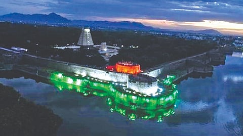 Tricolours at Vellore HPO sold out well ahead of I-Day weekend