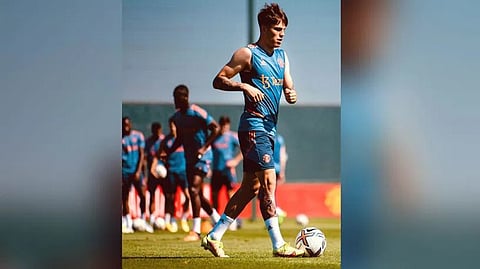 Premier League to allow water breaks amid soaring summer