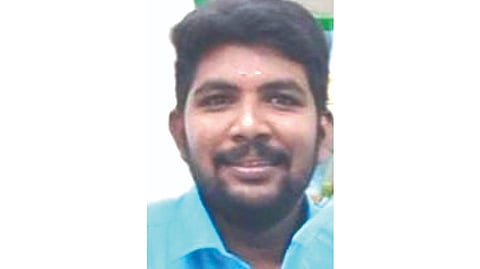 Signboard victim Shanmugasundaram