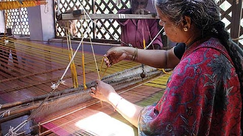 Expo opened at Virudhunagar to mark National Handloom Day