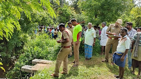 Man dies after being strangled by python near Kaveripattinam