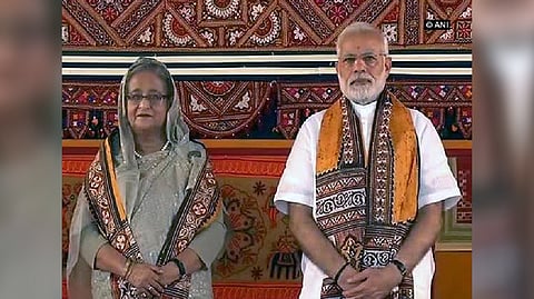 PM Narendra Modi (Right) and Sheikh Hasina (Left)