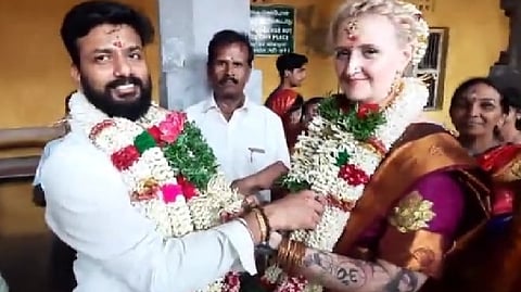 Kalidas and Kanapamkulova