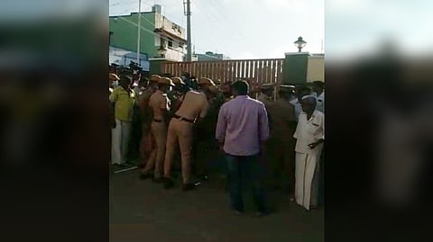 During the search, 316 incriminating documents pertaining to the allegation and 2 locker keys were seized