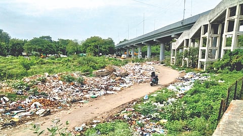 No solution yet to garbage menace near Pallavaram railway station