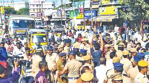 Over 100 PFI functionaries held in NIA raids in 15 states