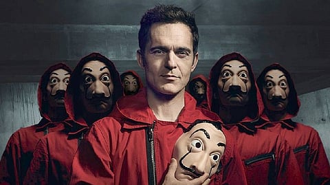 The prequel series will star Pedro Alonso in the role he originated as the hedonistic, witty jewel thief Andres de Fonollosa, nicknamed Berlin, in the original series.