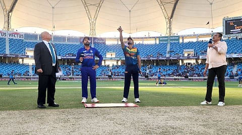 Sri Lanka win toss, opt to bowl against India