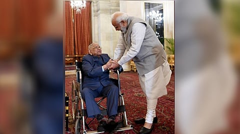 PM Modi with renowned archaeologist Braj Basi Lal