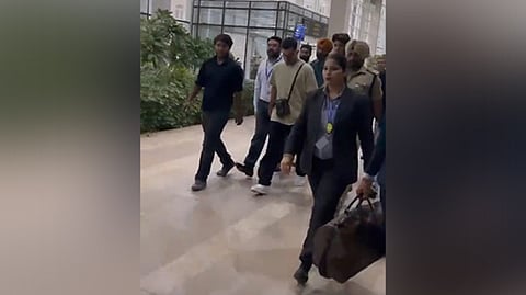 Virat Kohli arriving at the venue