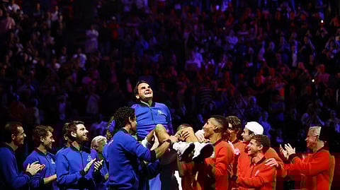 Roger Federer lifted by Team Europe and World members