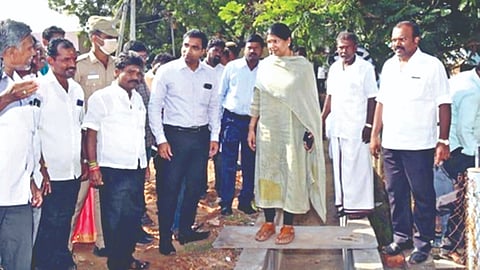 DMK MP Kanimozhi inspects storm water drain works in Thoothukudi