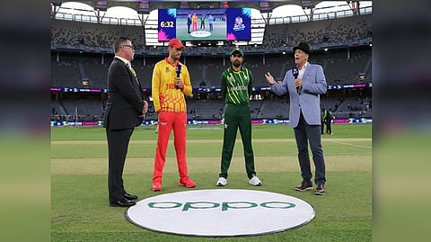 Zimbabwe vs Paksitan toss