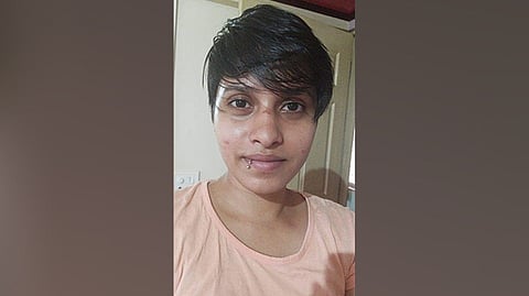 Shraddha Walker with bruises on her face