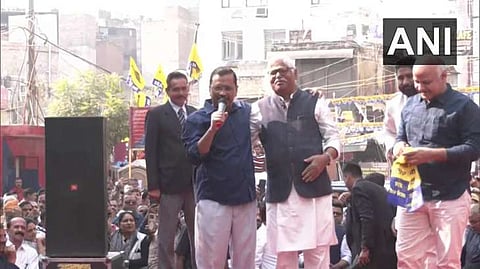 Mahabal Mishra joins AAP.