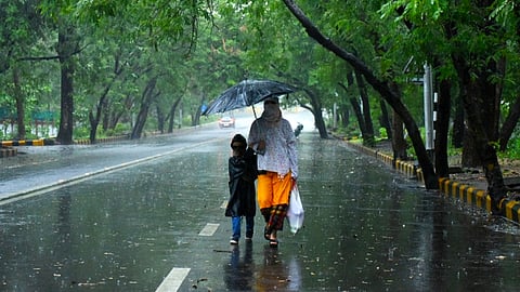The sky will remain partly cloudy for the next 48 hours in Chennai