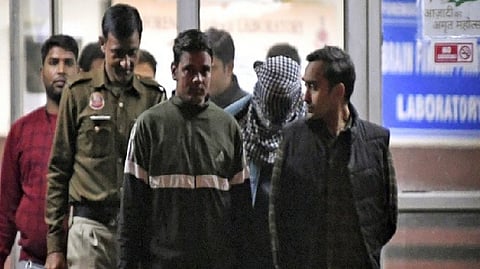 Aaftab Poonawalla being taken back from FSL laboratory