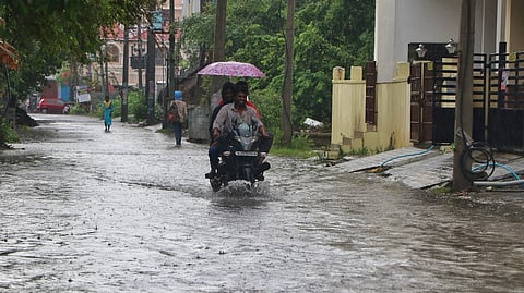 Heay rainfall results in stagnant of water in madipakkam