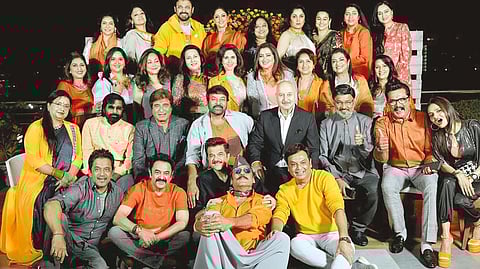 80s stars get together for a reunion at Jackie Shroff?s home