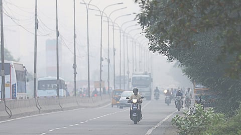 City to witness misty mornings, scattered showers next few days