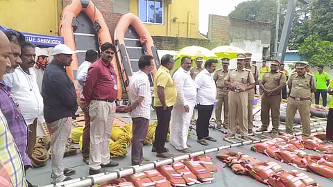 Tamil Nadu State Disaster Response Force team comprising 40 members is also prepped up and on standby