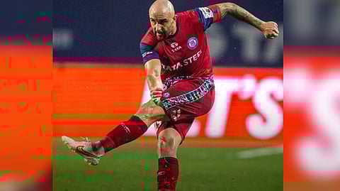 Defender Peter Hartley