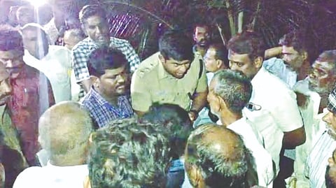 Officials hold talks with villagers