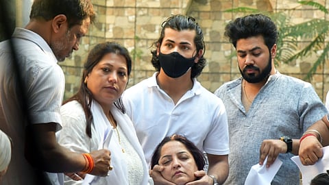 Tunisha Sharma's funeral in Mumbai was attended by a number of television celebrities