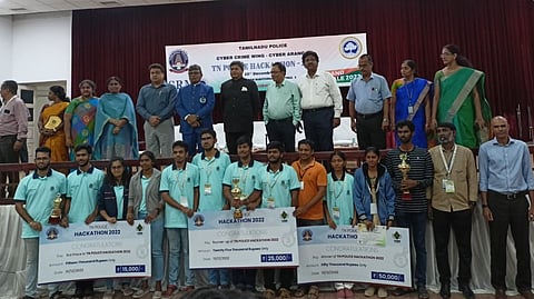 Tamil Nadu Cyber Crime Wing has organized the Hackathon 2022 at the SRM University premises on 9, 10 December.