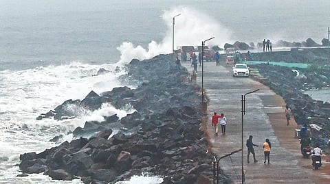 Rough sea at Kasimedu harbour
on Thursday morning.