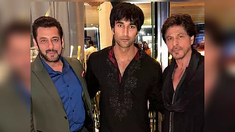SRK poses with Salman Khan and Meezan Jafri
