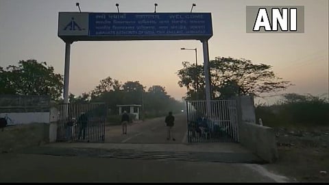 Outside visuals from Jamnagar Aiport where Moscow-Goa chartered flight was diverted after Goa ATC received a bomb threat.