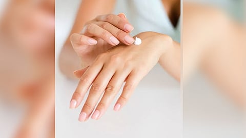 Easy ways to keep your hands soft this winter