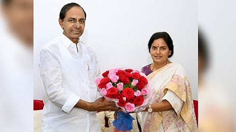 K. Chandrasekhar Rao; Santhi Kumari