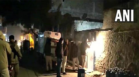 The police also recovered three pistols and 22 live cartridges from the suspects.